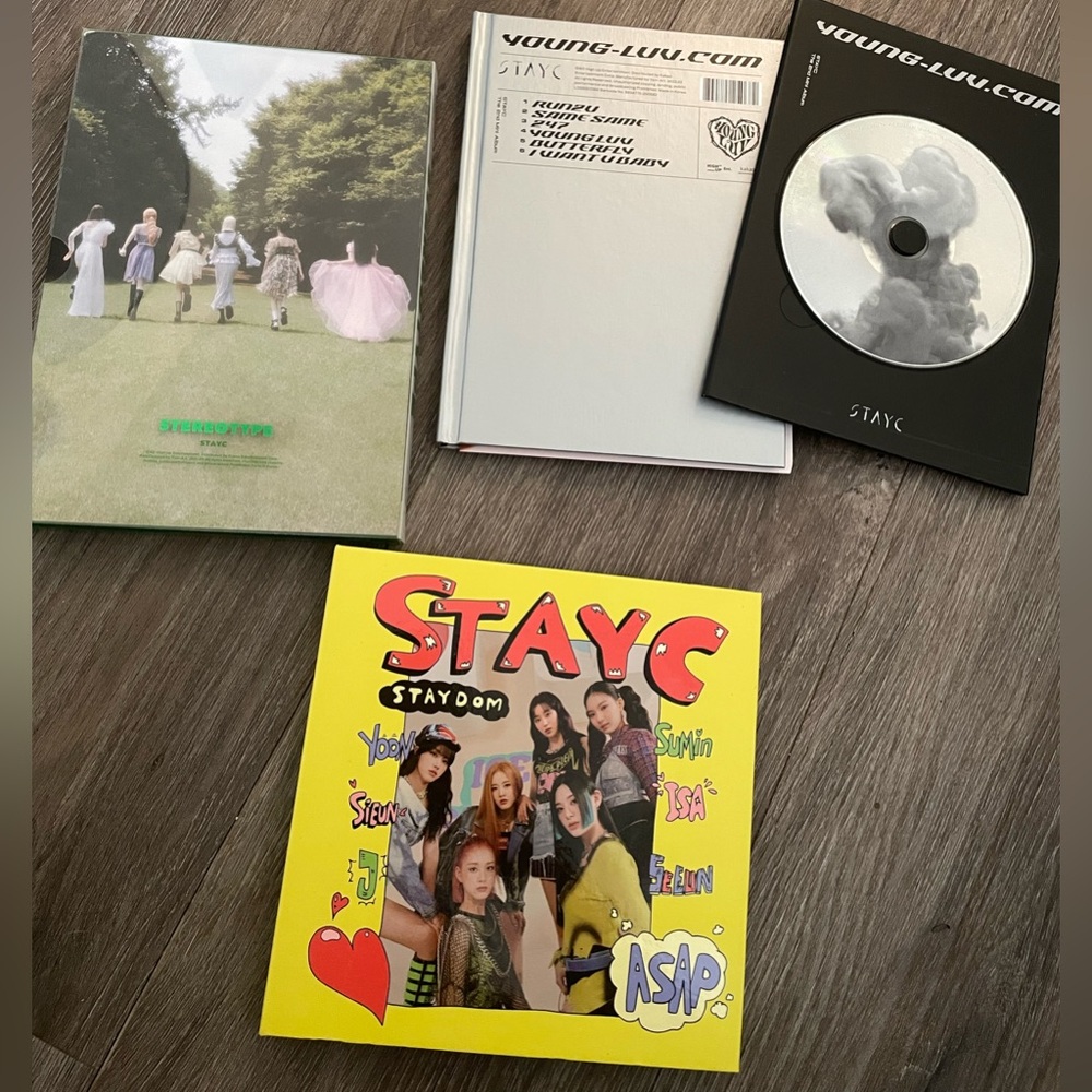 Stayc Kpop Álbum Bundle